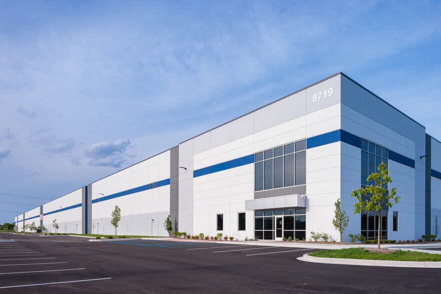 Primary Photo Of 8719 Mississippi St, Merrillville Distribution For Lease