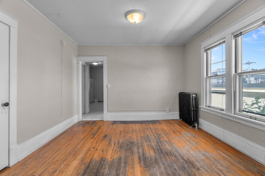 More Photos Of 3012 Bryant Ave S, Minneapolis Multifamily For Sale