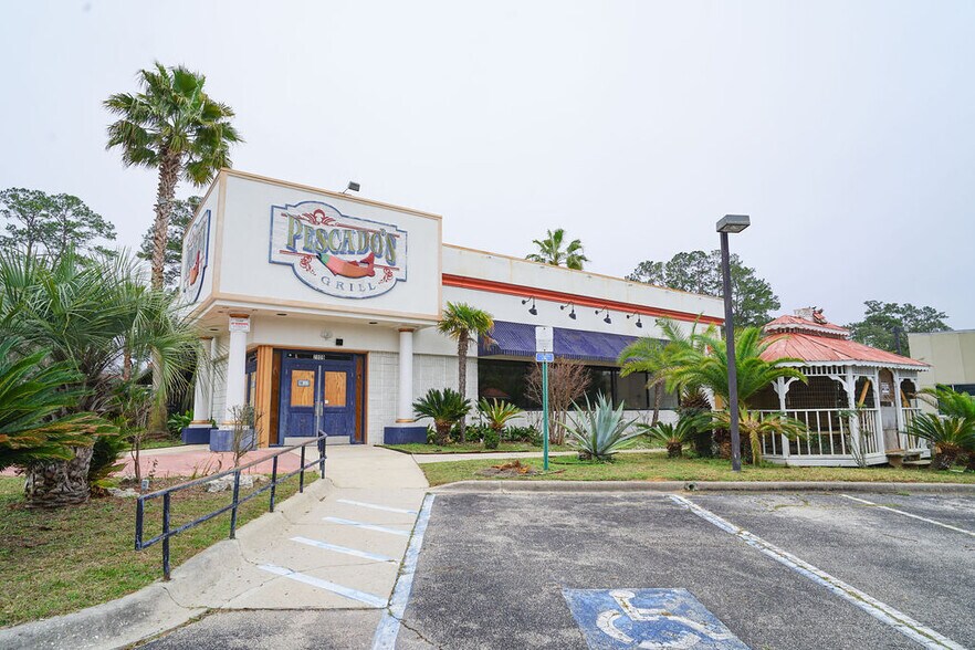 More Photos Of 2809 Sharer Rd, Tallahassee Restaurant For Lease