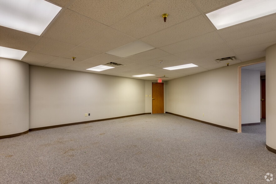 Photo of 23rd Floor Ste 60-2300