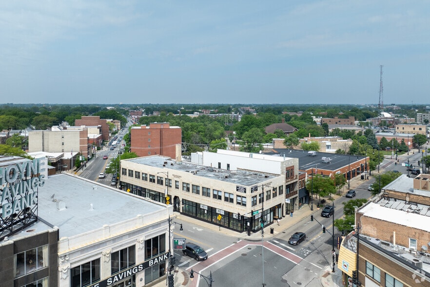 More Photos Of 4800 N Milwaukee Ave, Chicago Storefront Retail Office For Lease