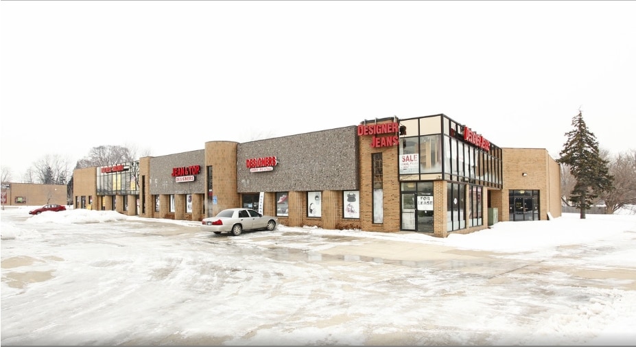 More Photos Of 23702 Eureka Rd, Taylor Freestanding For Lease