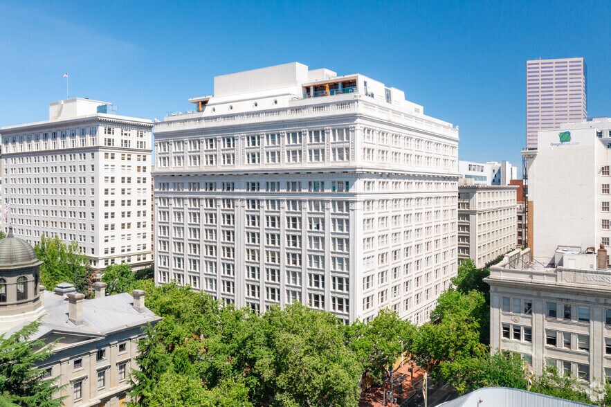 Primary Photo Of 621 SW 5th Ave, Portland Office For Lease