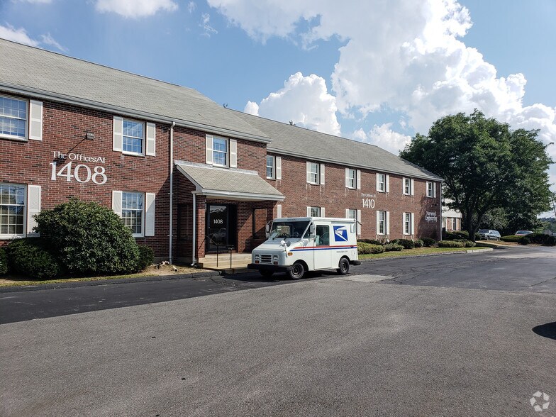 More Photos Of 1408-1414 Providence Hwy, Norwood Office For Lease