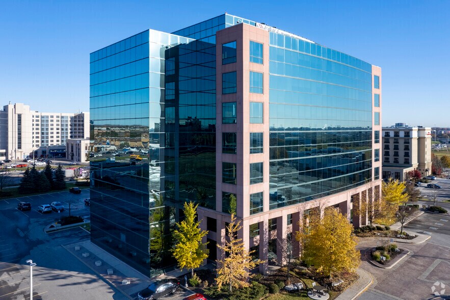 More Photos Of 50 Minthorn Blvd, Markham Office For Lease