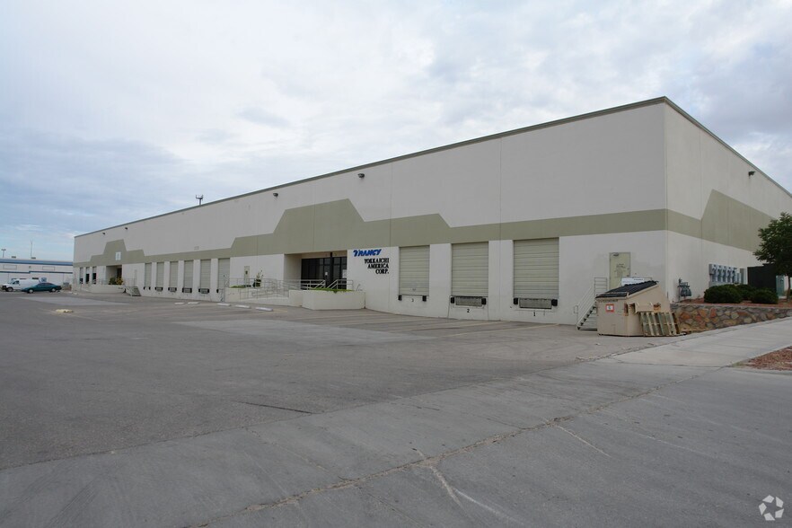 More Photos Of 12295 Rojas Dr, El Paso Warehouse For Lease