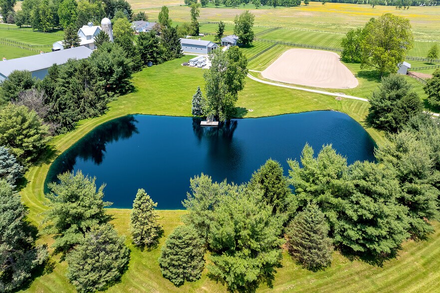 More Photos Of 15228 Croton Rd, Centerburg Specialty For Sale