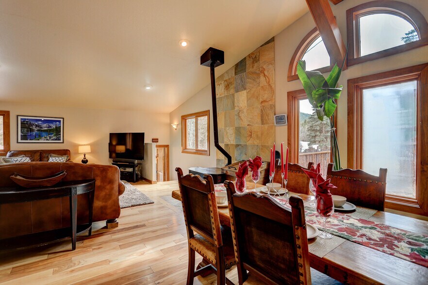More Photos Of 468 Riverside Dr, Lyons Specialty For Sale