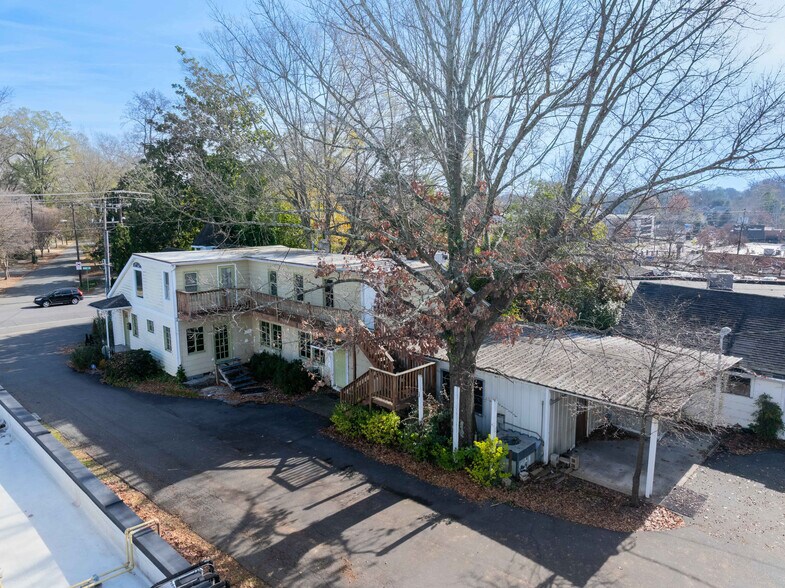 More Photos Of 2242 Park Rd, Charlotte Freestanding For Sale