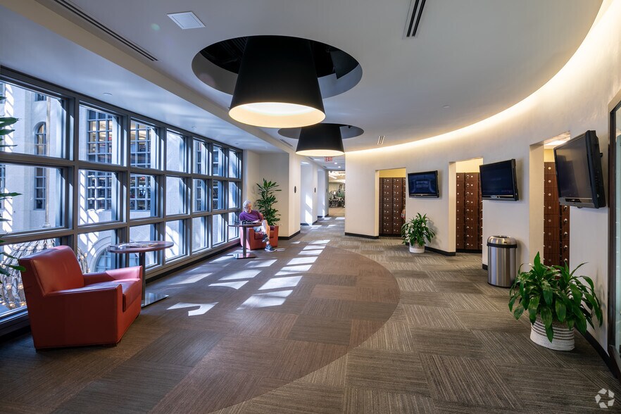 More Photos Of 191 peachtree St NE, Atlanta Office For Lease