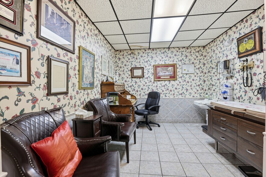 More Photos Of 801 S Washington St, Stillwater Healthcare For Sale