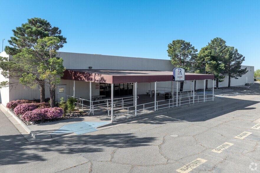 More Photos Of 12100 Esther Lama Dr, El Paso Warehouse For Sale