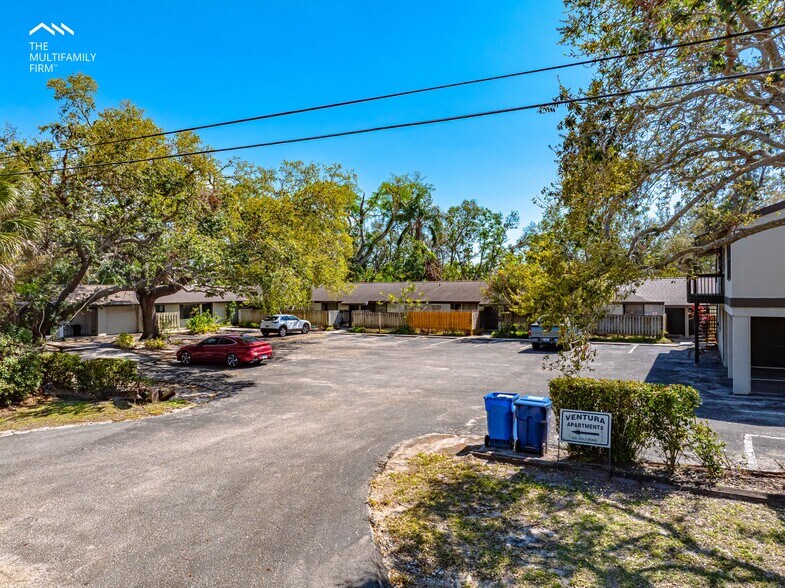 More Photos Of 2720-2750 Hope St, Sarasota Apartments For Sale