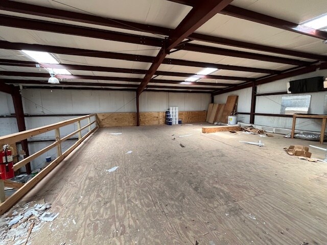More Photos Of 107 Industrial Ct, Freeport Industrial For Sale