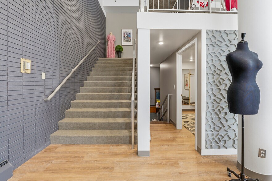 More Photos Of 125 Watson St, Ripon General Retail For Sale