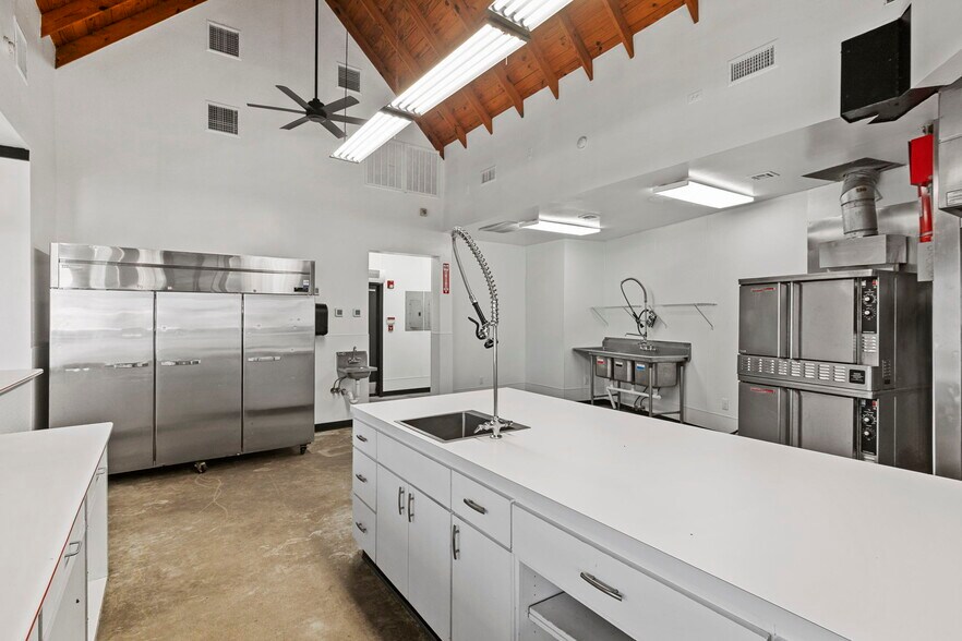 More Photos Of 9903 FM 2759 Rd, Richmond Specialty For Sale
