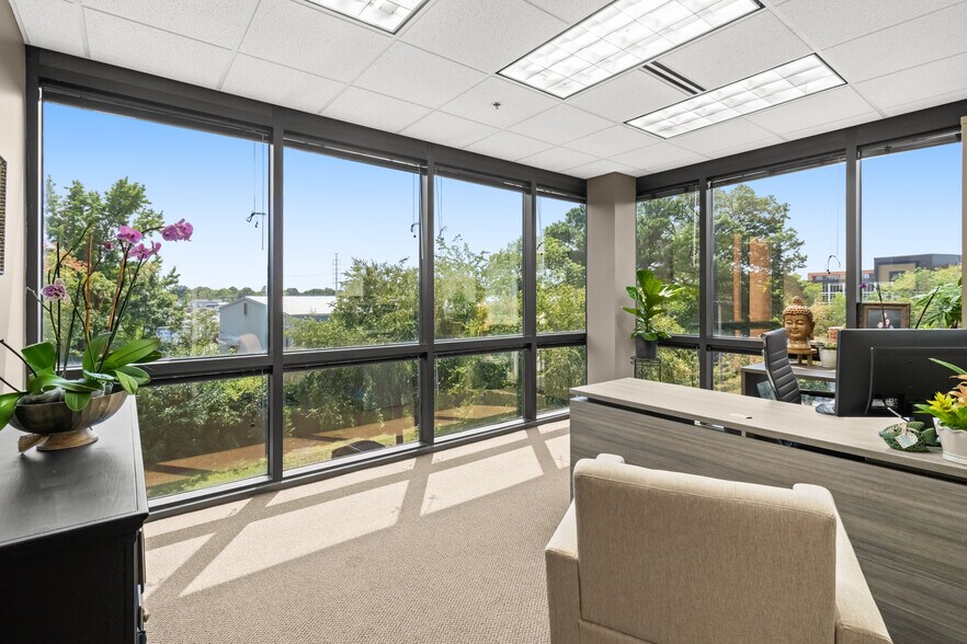 More Photos Of 192 ballard Ct, Virginia Beach Office For Lease