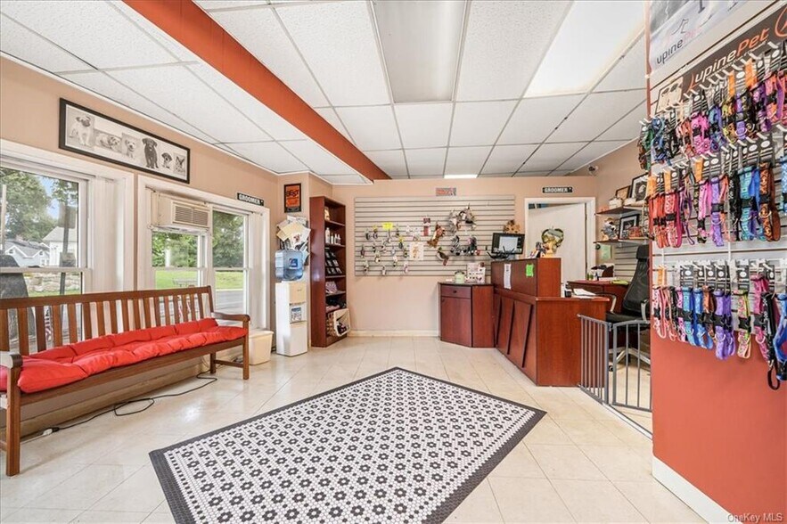 More Photos Of 179 Lindsey Ave, Buchanan Storefront Retail Office For Sale