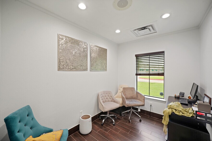 More Photos Of 21406 Provincial Blvd, Katy Medical For Sale