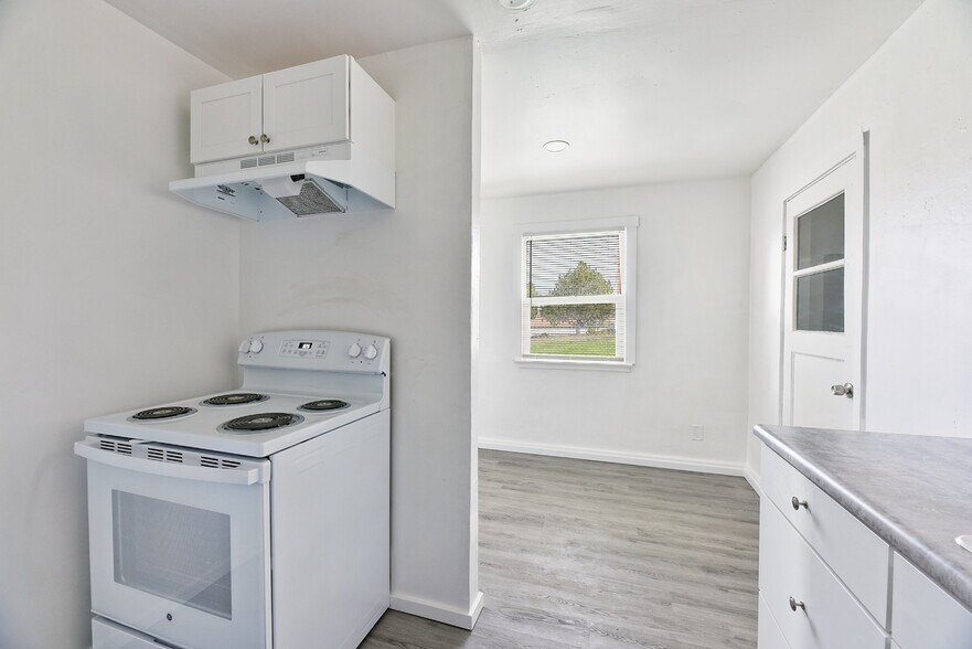 More Photos Of 1808 Spring St, Medford Apartments For Sale