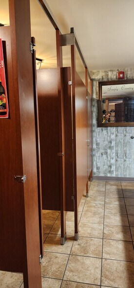 More Photos Of N3504 County Rd E, Freedom Lodge Meeting Hall For Sale