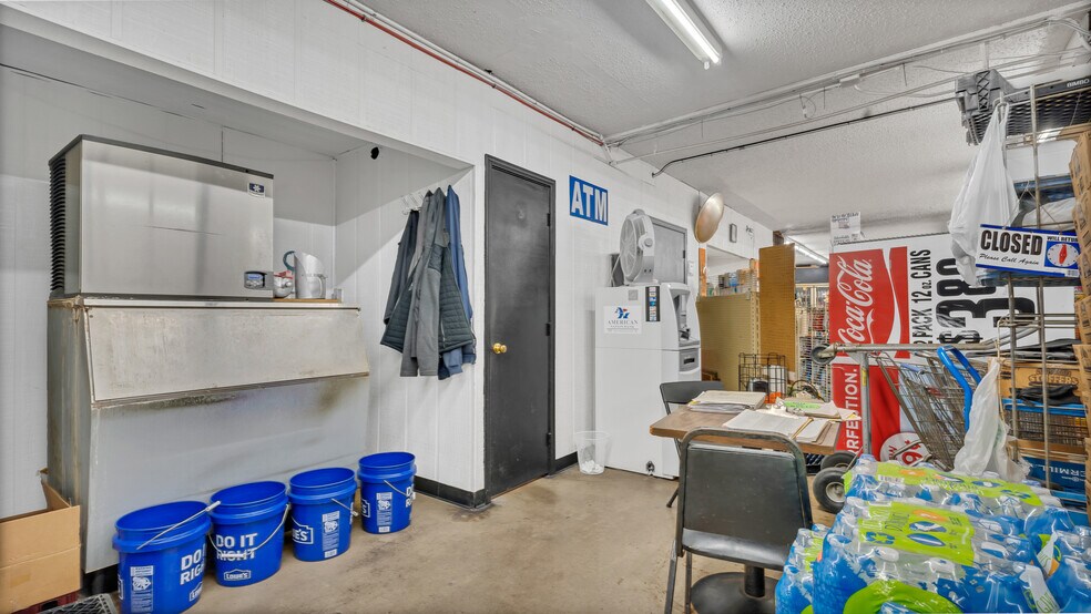 More Photos Of 6578 Meridian Rd, Lone Grove Convenience Store For Sale