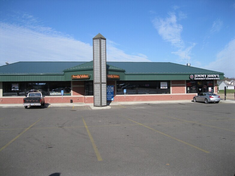 More Photos Of 1101-1107 E College Dr, Marshall Unknown For Lease