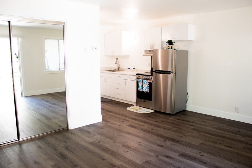 More Photos Of 2483-2491 Whitney Dr, Mountain View Apartments For Sale