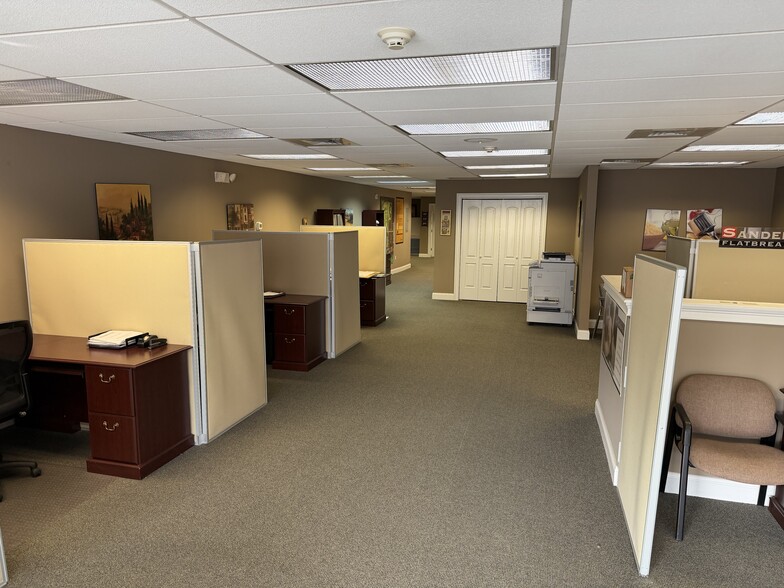 More Photos Of 9 Brookside Rd, Redding Showroom For Sale