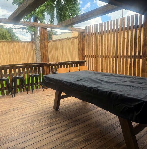 More Photos Of 3414 Asbury St, Dallas Specialty For Sale
