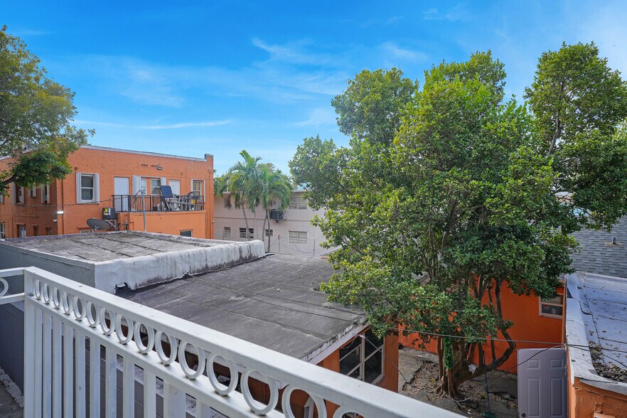 More Photos Of 1421 SW 3rd St, Miami Apartments For Sale