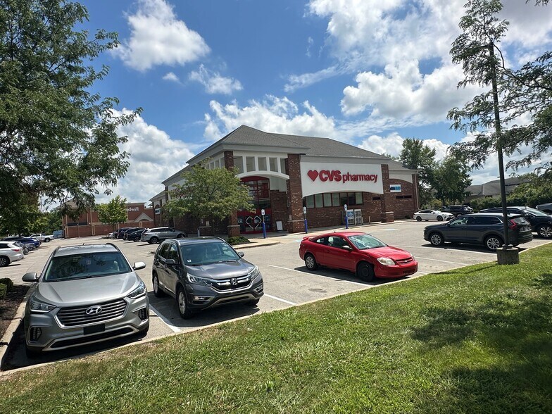 More Photos Of 11591 Olio Rd, Fishers Drugstore For Sale