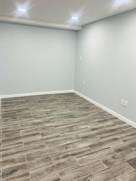 More Photos Of 2375 Richmond Rd, Staten Island Office Residential For Lease