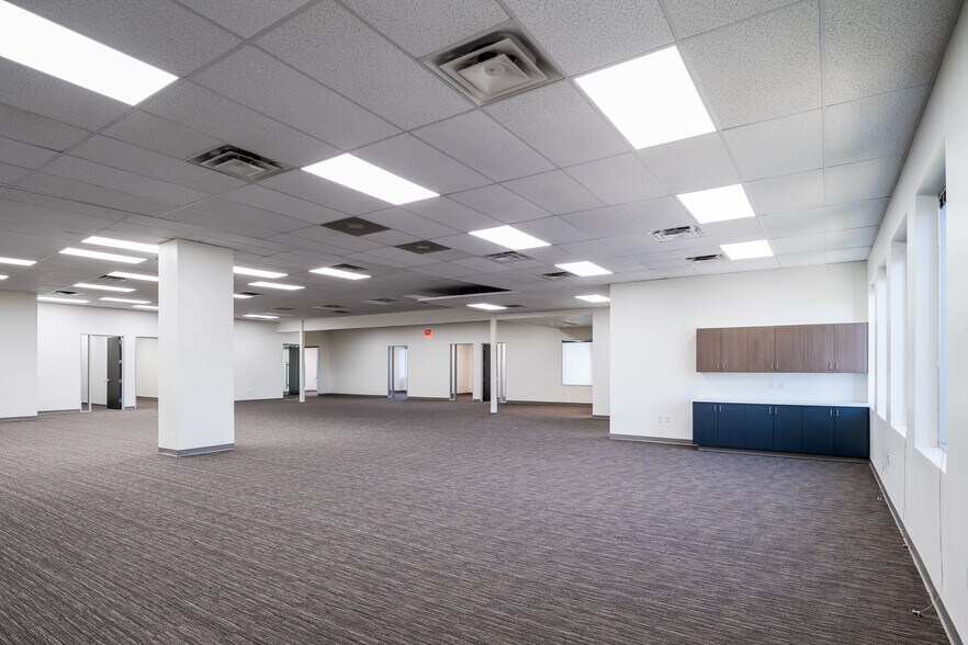 More Photos Of 2445 W Dunlap Ave, Phoenix Schools For Sale