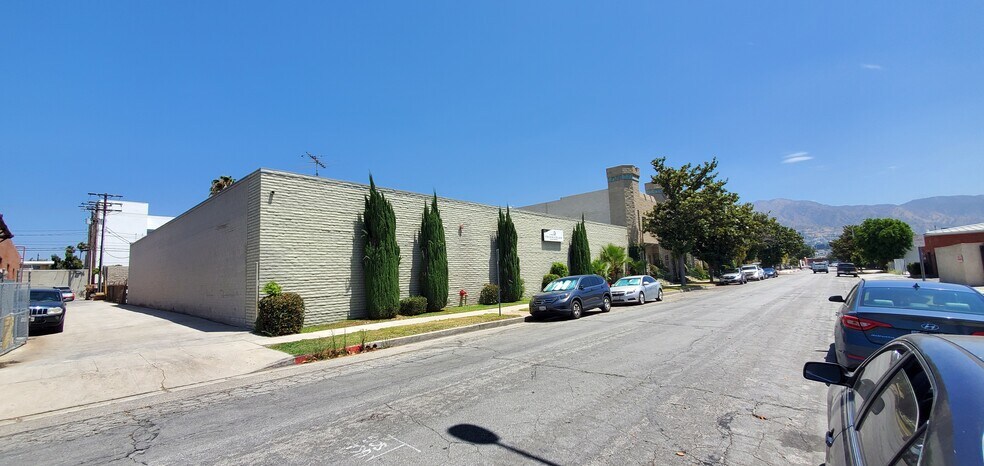 More Photos Of 1117 W Isabel St, Burbank Office For Lease