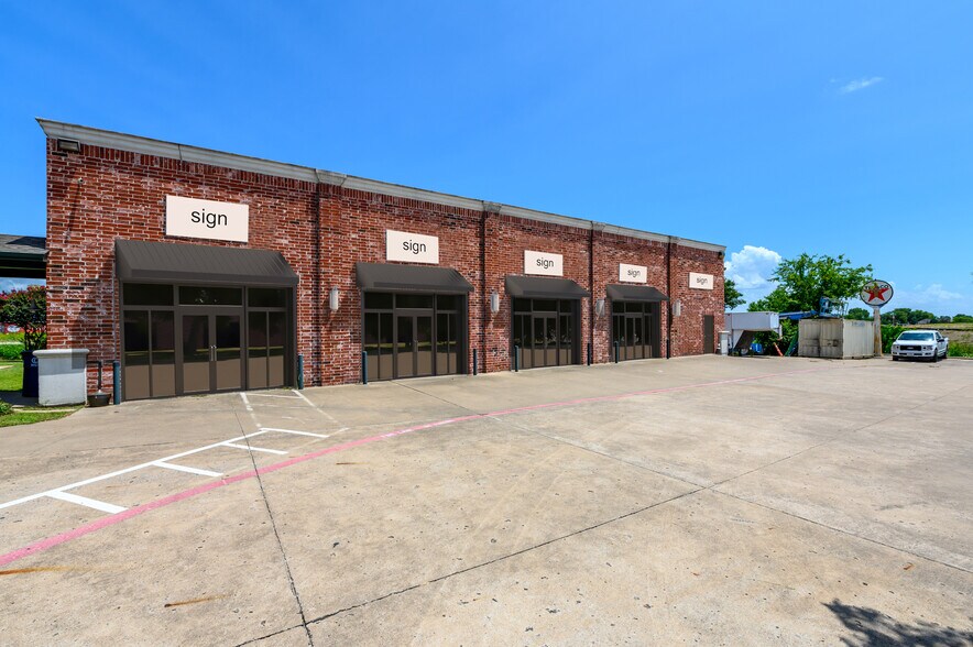 More Photos Of 123-125 W Princeton Dr, Princeton Storefront Retail Office For Lease
