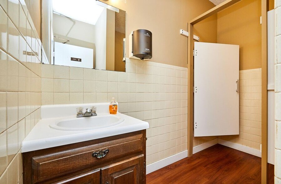 More Photos Of 22952 141st Dr, Bouton Religious Facility For Sale