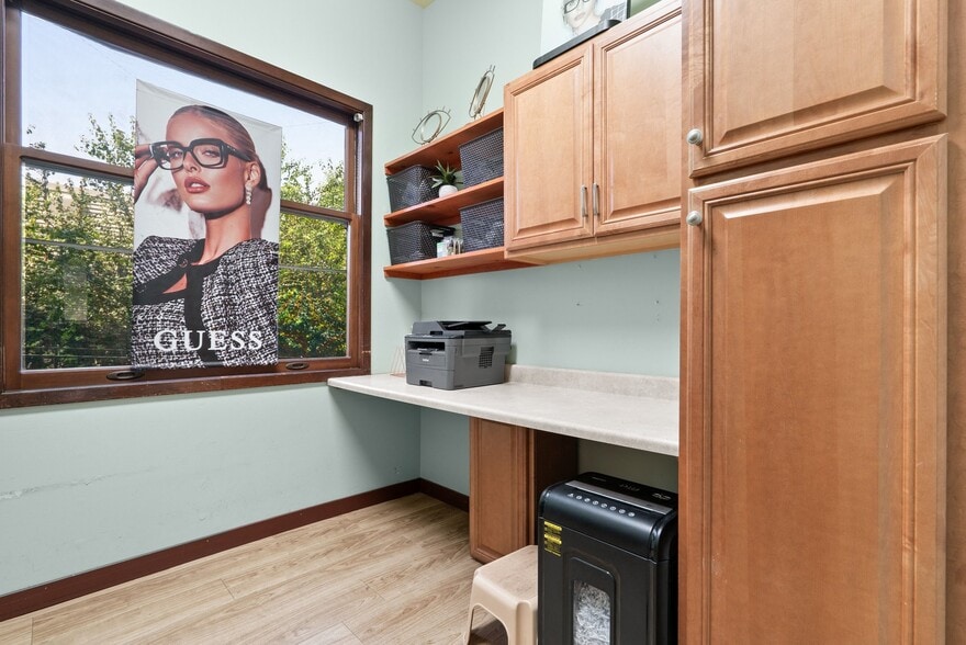 More Photos Of 217 E Lake Ave, Watsonville Office For Sale