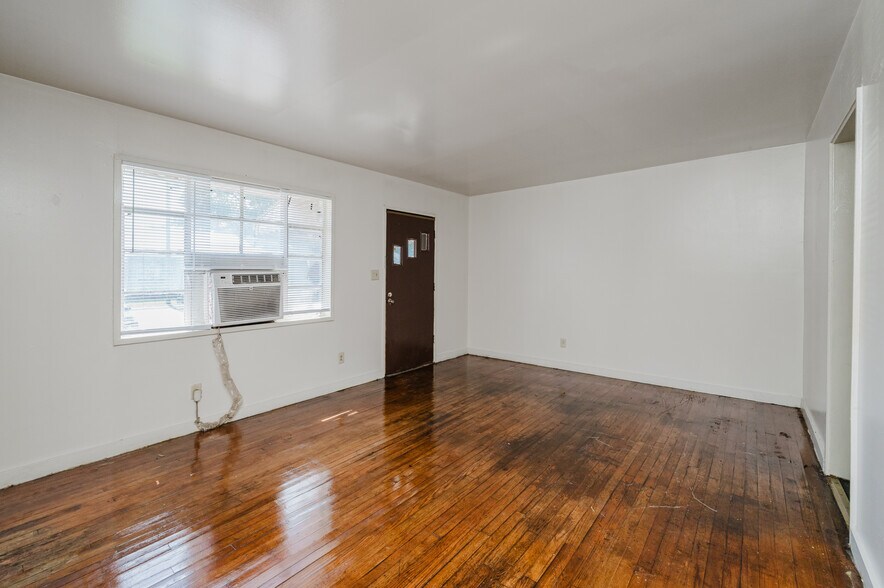More Photos Of , Birmingham Multifamily For Sale