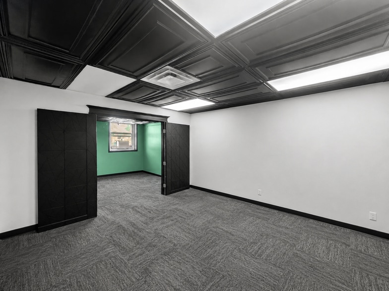 More Photos Of 2550 Washington Blvd, Ogden Office For Lease