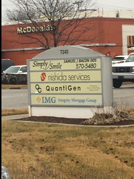 More Photos Of 7340 Crossing Pl, Fishers Medical For Lease