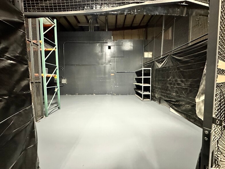 More Photos Of 4865 Arthur Kill Rd, Staten Island Warehouse For Sale