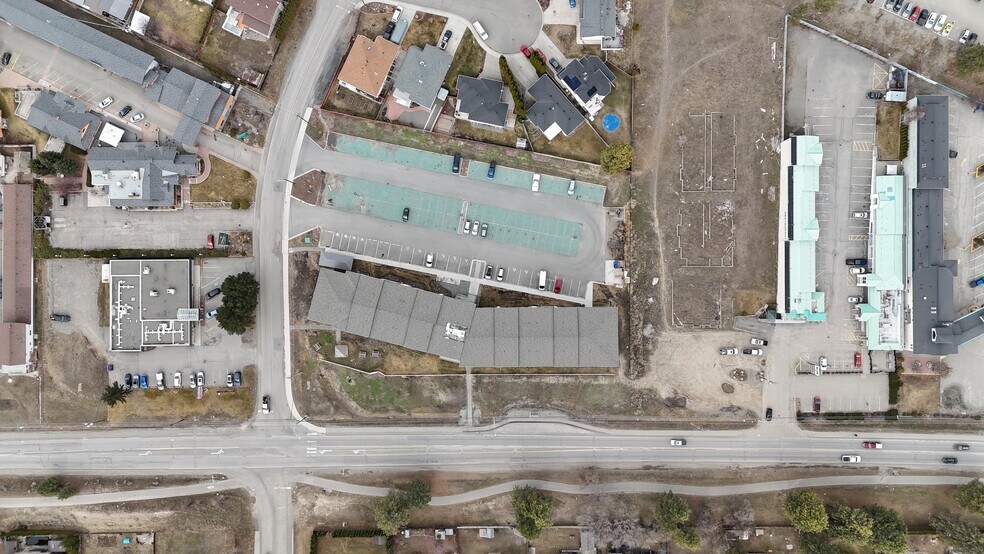 More Photos Of 4010 Walters St, Merritt Apartments For Sale
