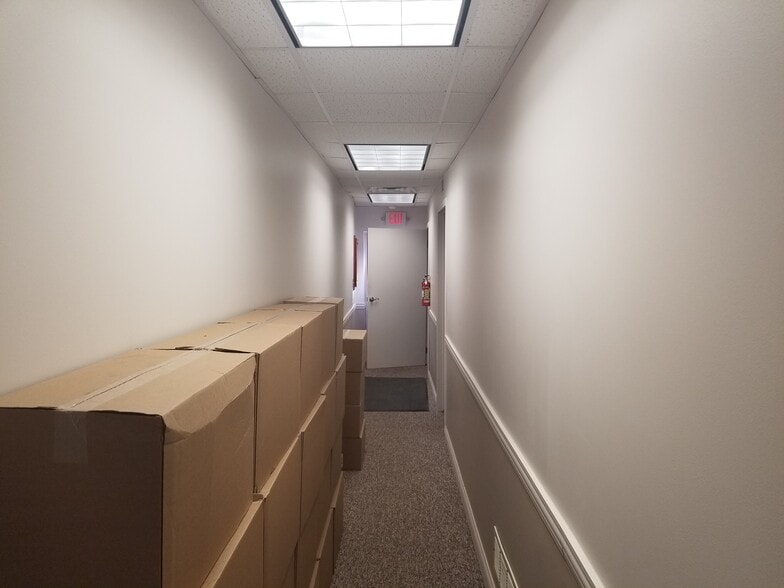 More Photos Of 115 S Union St, Galion Office For Sale