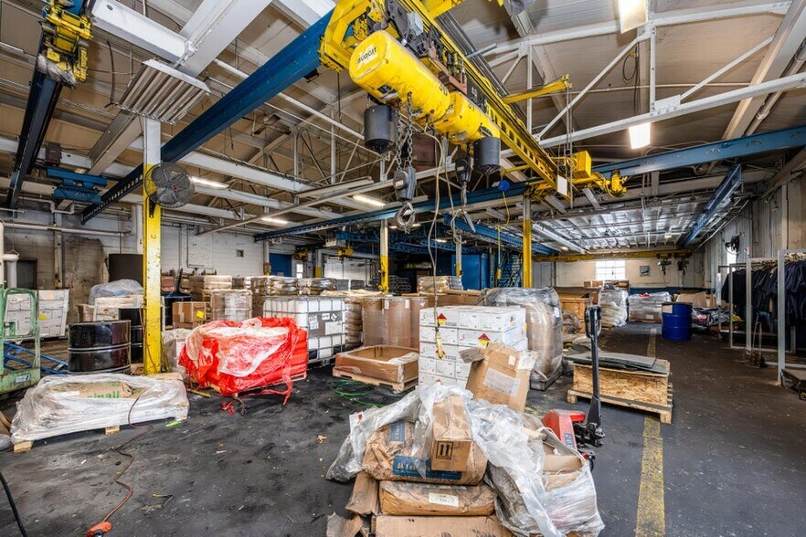 More Photos Of 521 Langley Ave, Saint Joseph Industrial For Sale