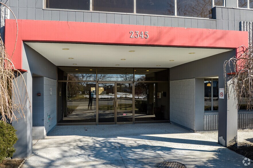 More Photos Of 2345 Stanfield Rd, Mississauga Office For Lease