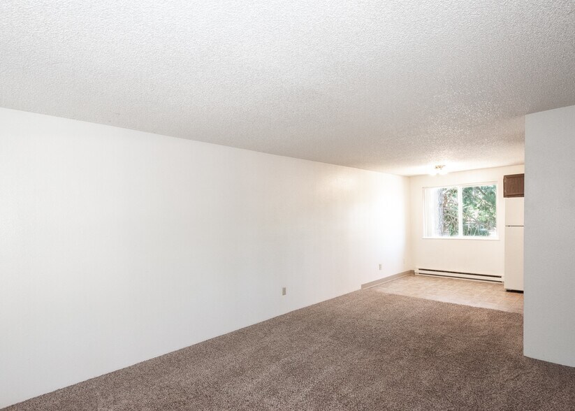 More Photos Of 9350 SW Hall Blvd, Tigard Apartments For Sale