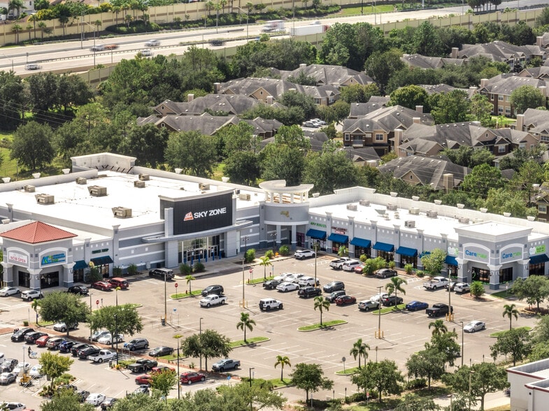 More Photos Of 8010 W Colonial Dr, Orlando Freestanding For Sale