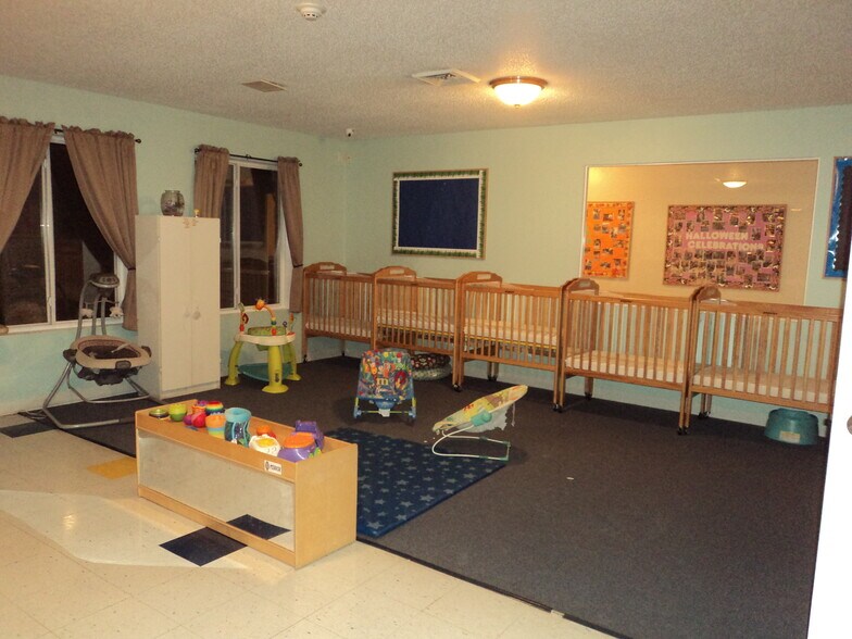 More Photos Of 2563 Development Dr, Green Bay Office For Lease