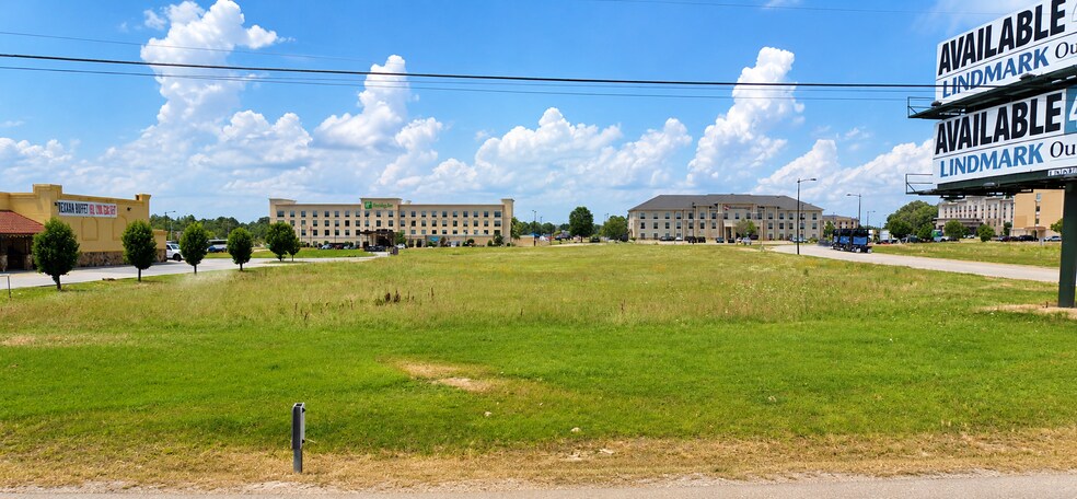 More Photos Of 5119 Crossroads Pkwy, Texarkana Land For Sale